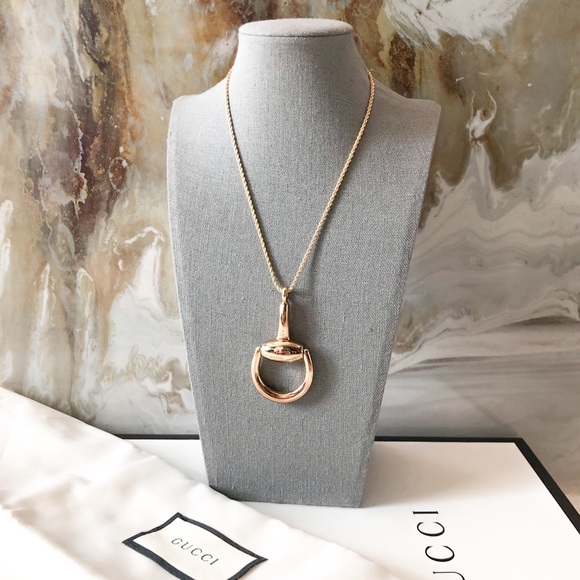 Gucci Large Gold Tone Horsebit Pendant Necklace